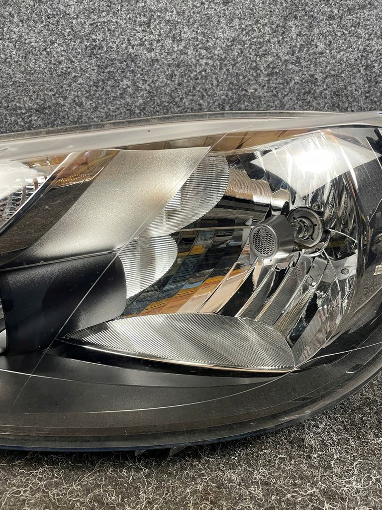 Frontscheinwerfer VW Caddy III 1EL010551 2K5941005 Links Scheinwerfer Headlight SCH2947250810hg