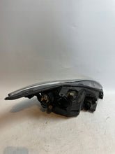Laden Sie das Bild in den Galerie-Viewer, Frontscheinwerfer Ford Focus 8M51-13D155 Xenon Links Scheinwerfer Headlight SCH6402095535ji