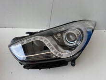 Laden Sie das Bild in den Galerie-Viewer, Frontscheinwerfer Hyundai I40 92101-3ZXXX Links Scheinwerfer Headlight SCH5170844355ln