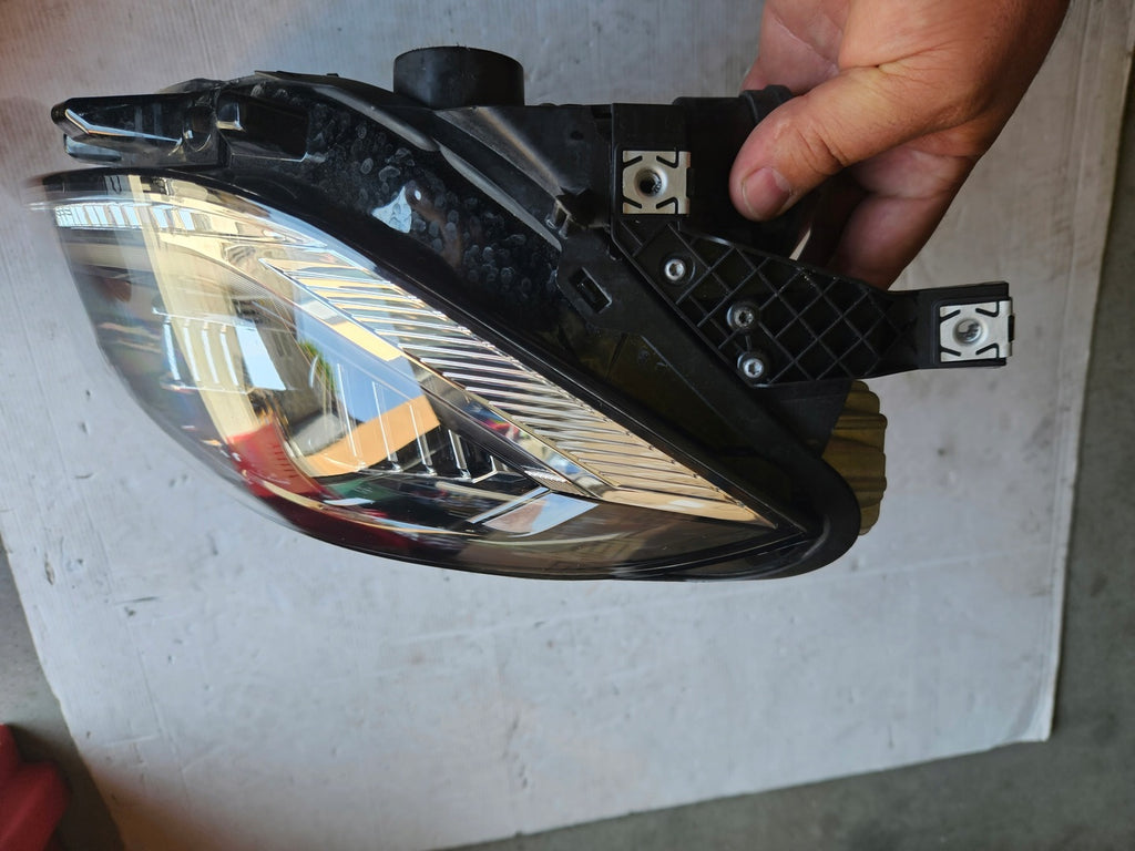 Frontscheinwerfer VW T-Cross 2GM941036B FULL LED Rechts Scheinwerfer Headlight