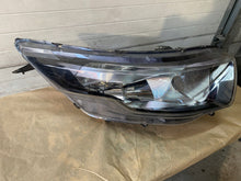 Load image into Gallery viewer, Frontscheinwerfer Iveco Daily IV 05802476873 Rechts Scheinwerfer Headlight SCH9854884832oy