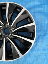 Laden Sie das Bild in den Galerie-Viewer, 1x Alufelge 19 Zoll 7.0&quot; 5x108 38ET Glanz Schwarz YP00174580 Opel Grandland X