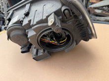 Laden Sie das Bild in den Galerie-Viewer, Frontscheinwerfer VW Transporter Caravelle 7E1941016C Rechts Headlight SCH7243823967zx