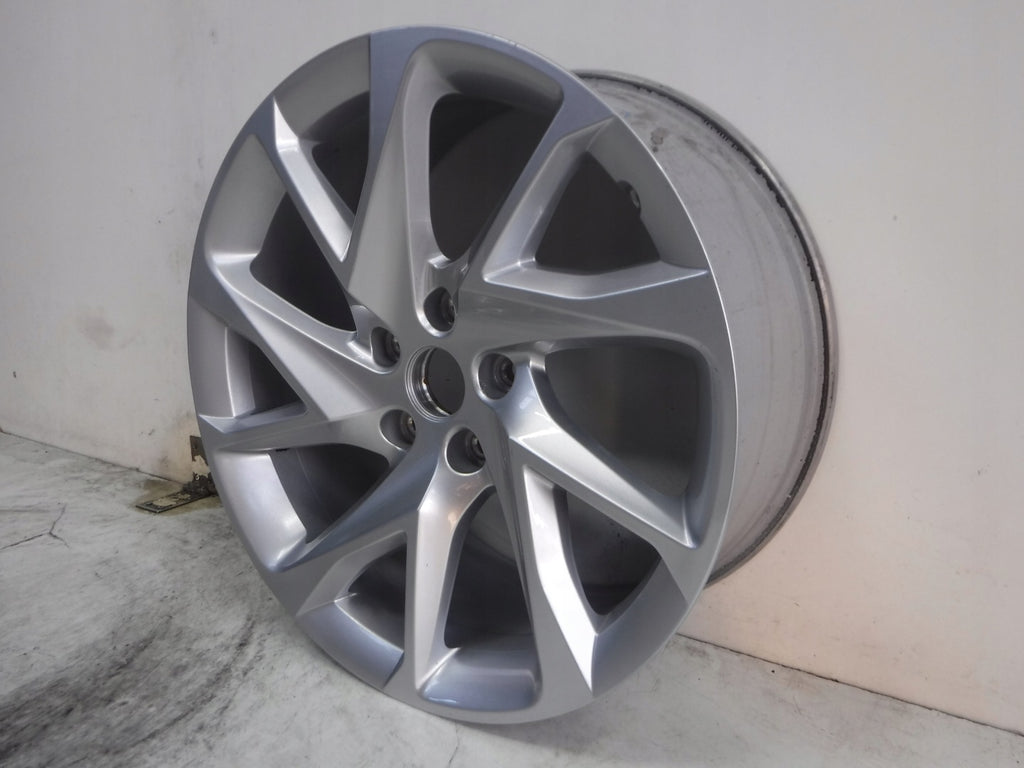 1x Alufelge 18 Zoll 8.0" 5x112 40ET Glanz Silber 5FF601025 Cupra Formentor FEL6085563711ng