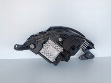 Laden Sie das Bild in den Galerie-Viewer, Frontscheinwerfer Opel Corsa F 39162658 LED Links Scheinwerfer Headlight SCH1818227350rx