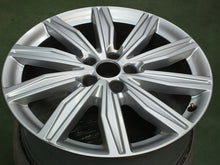 Load image into Gallery viewer, 1x Alufelge 19 Zoll 8.0&quot; 5x112 39ET Glanz Silber 4K0601025M Audi Rim Wheel