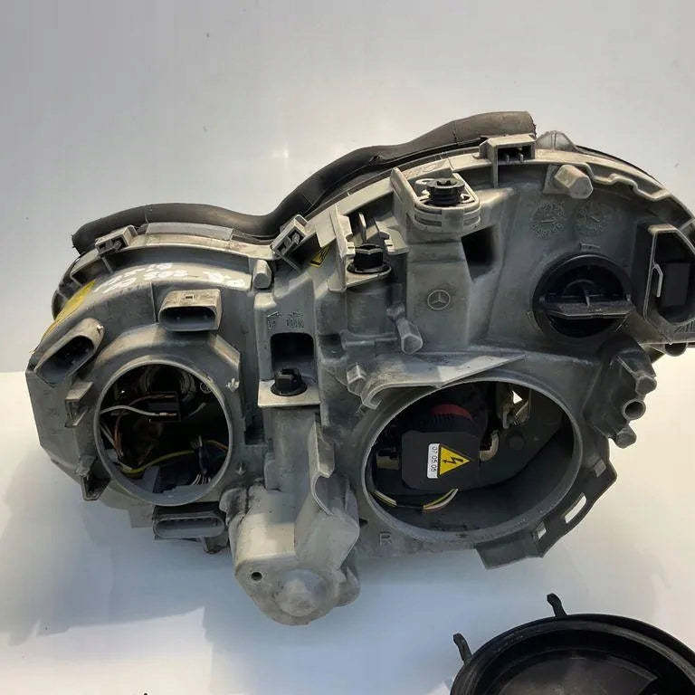 Frontscheinwerfer Mercedes-Benz A2038203559 2038203659 Ein Satz Headlight SCH9554894188ve