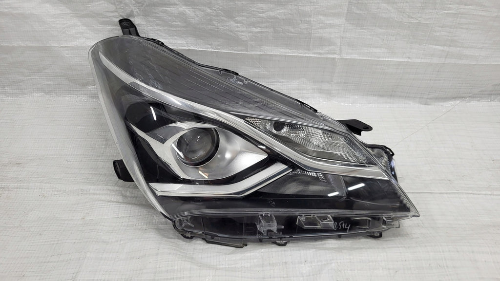 Frontscheinwerfer Toyota Yaris Rechts Scheinwerfer Headlight