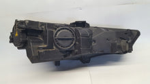 Load image into Gallery viewer, Frontscheinwerfer Audi A4 B9 9285410171 Xenon Ein Stück (Rechts oder Links) SCH1235880733nq
