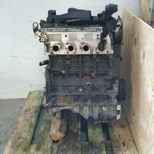 Laden Sie das Bild in den Galerie-Viewer, Motor Audi A4 B8 CAGA 2.0 TDI 143PS 105kW Diesel Engine Unkomplett