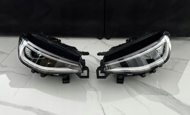 Frontscheinwerfer VW Id.4 11A941036M 11A941035K Ein Satz Scheinwerfer Headlight SCH3145689853re