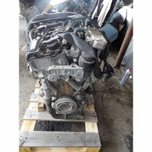 Laden Sie das Bild in den Galerie-Viewer, Motor Mercedes-Benz 651999 1.8 CDI 2013 Diesel Engine Unkomplett