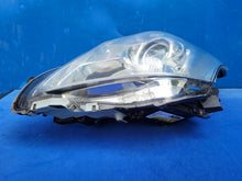 Laden Sie das Bild in den Galerie-Viewer, Frontscheinwerfer Toyota Avensis Xenon Links Scheinwerfer Headlight SCH4711126133qt