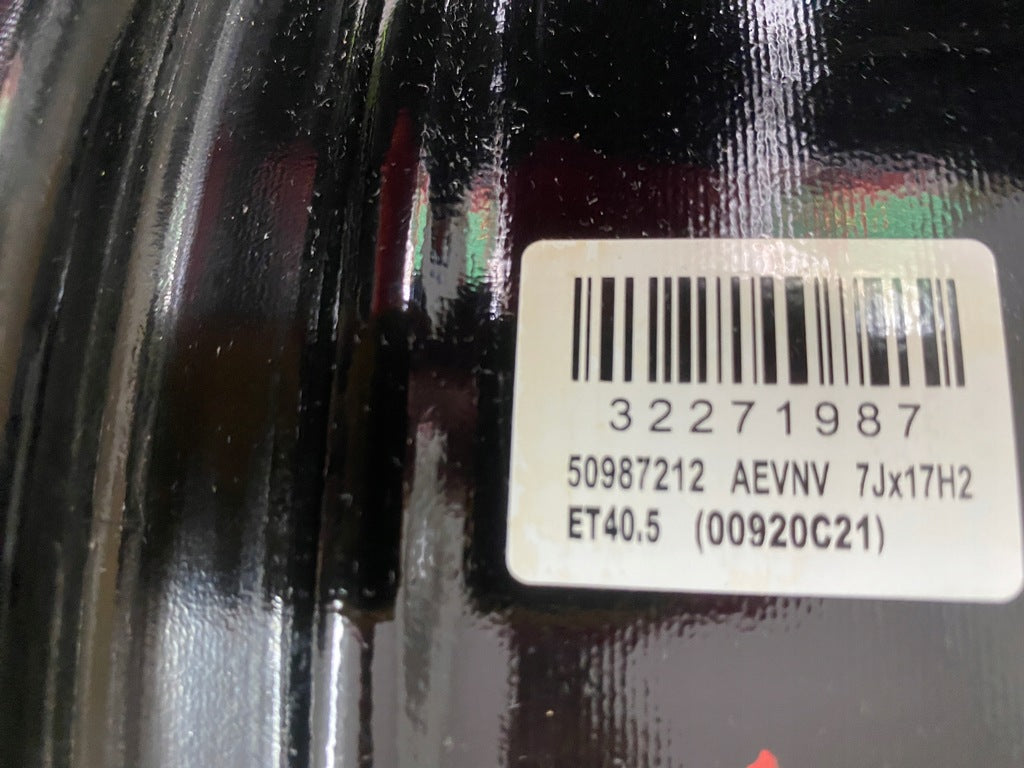 1x Alufelge 17 Zoll 7.0" 5x108 40,5ET Glanz Silber 32271987 Volvo S60 V60 V40 FEL8240145281rm