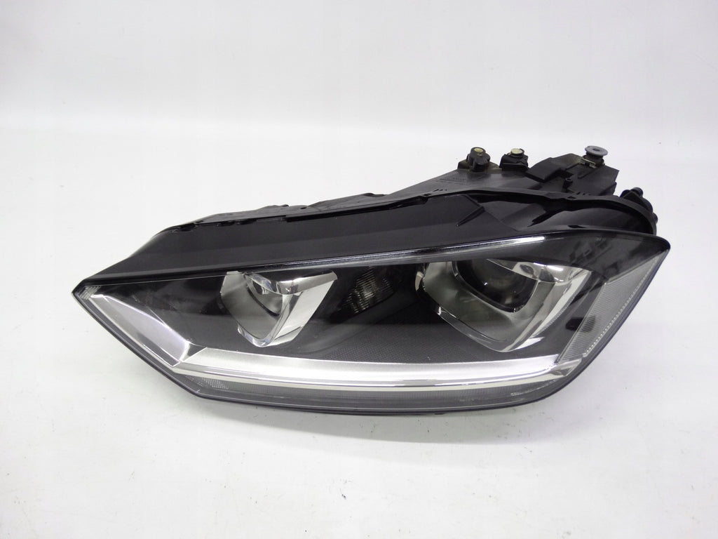 Frontscheinwerfer VW Golf Sportsvan 517941031B Xenon Links Headlight SCH2882745376px