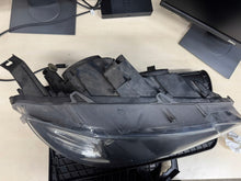 Laden Sie das Bild in den Galerie-Viewer, Frontscheinwerfer BMW X6 E71 7179860-08 Xenon FALSE Scheinwerfer Headlight SCH8377801001ez