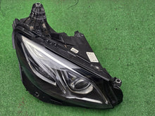 Laden Sie das Bild in den Galerie-Viewer, Frontscheinwerfer Mercedes-Benz W213 A2139069608KZ LED Rechts Headlight SCH2533122955cv
