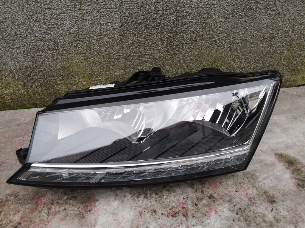 Frontscheinwerfer Skoda Fabia III 6V1941015D Links Scheinwerfer Headlight SCH1215800500rg