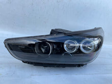 Laden Sie das Bild in den Galerie-Viewer, Frontscheinwerfer Hyundai I30 III 92101-G4120 92101-G412092101-G4120 LED Links