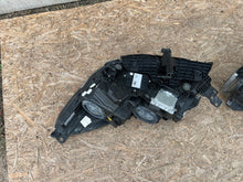 Laden Sie das Bild in den Galerie-Viewer, Frontscheinwerfer Ford Kuga GV41-13D154-EF GV41-13D155-EF Ein Satz Headlight SCH6851683291gj