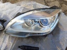 Laden Sie das Bild in den Galerie-Viewer, Frontscheinwerfer Mercedes-Benz W251 A2518206861 A2518206761 Xenon Ein Satz SCH3579878737yt