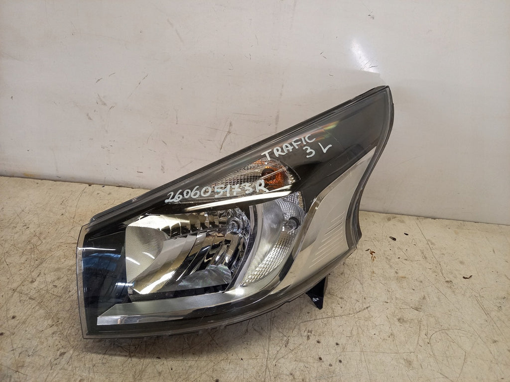 Frontscheinwerfer Renault Trafic III 260605173R LED Links Scheinwerfer Headlight