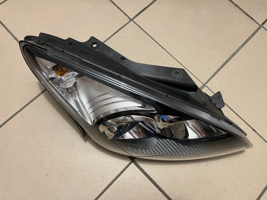 Frontscheinwerfer Hyundai I30 Octavia I 92102-2R Rechts Scheinwerfer Headlight