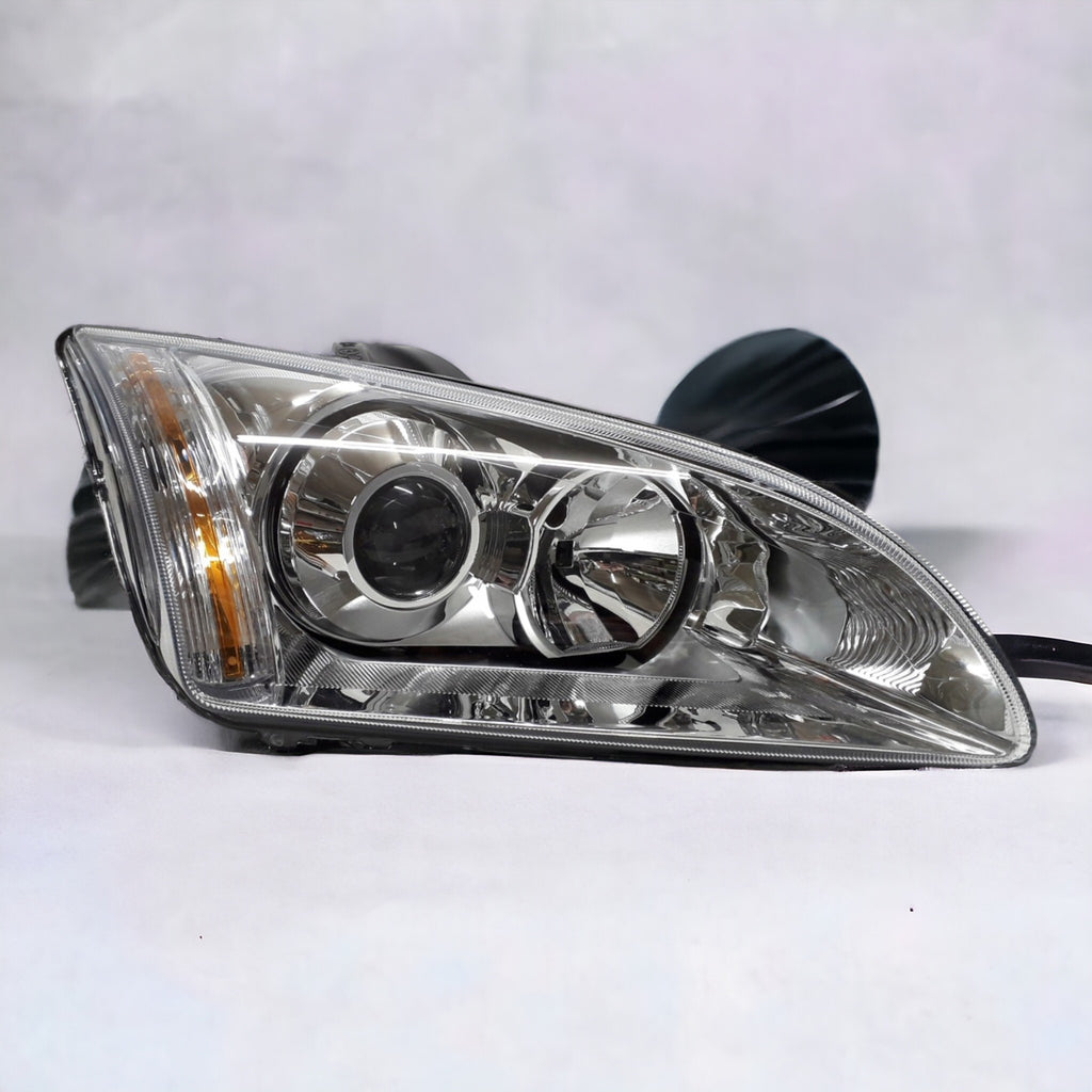 Frontscheinwerfer Ford Focus 4M51-13W099-EC Xenon Rechts Scheinwerfer Headlight