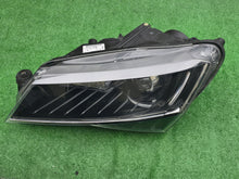 Laden Sie das Bild in den Galerie-Viewer, Frontscheinwerfer Skoda Superb III 3V1941015A Xenon Links Scheinwerfer Headlight SCH4443863344gx