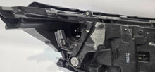 Load image into Gallery viewer, Frontscheinwerfer Toyota V Full LED Links Scheinwerfer Headlight SCH6158829323rj