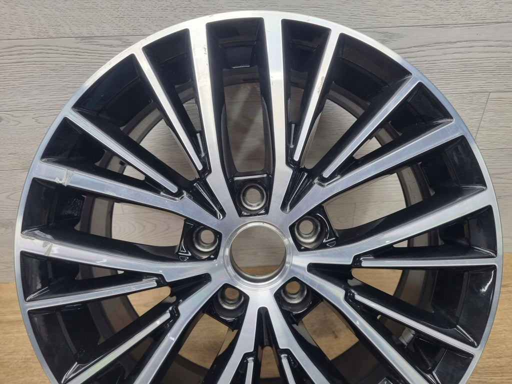 1x Alufelge 17 Zoll 6.5" 5x112 52ET 5TA601025 VW Touran Rim Wheel FEL7508593075zc