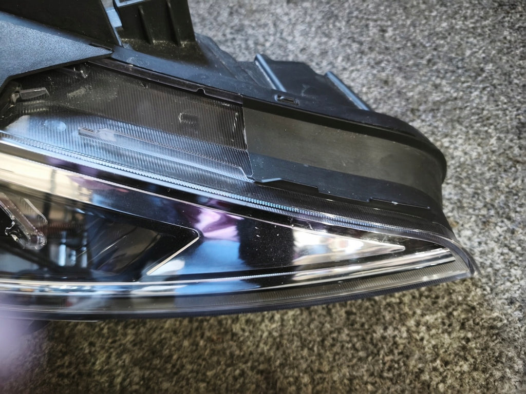 Frontscheinwerfer Hyundai Elantra Rechts Scheinwerfer Headlight SCH5771582333hy