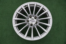 Load image into Gallery viewer, 1x Alufelge 18 Zoll 8.0" 5x112 30ET Glanz Silber 6861224 BMW 5 G31 G30 Rim Wheel FEL3109896724ko