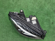 Laden Sie das Bild in den Galerie-Viewer, Frontscheinwerfer Mercedes-Benz W205 A2059062604 Full LED Rechts Headlight SCH6687974584rt