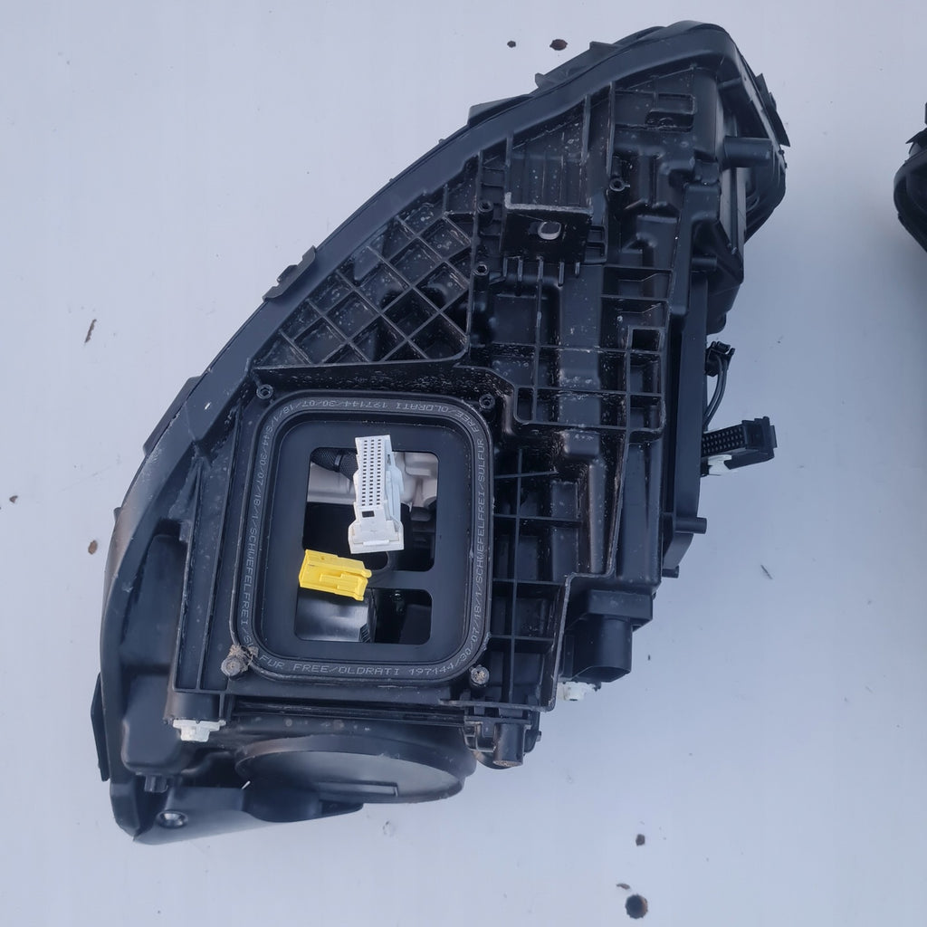 Frontscheinwerfer Mercedes-Benz W177 W1779065600 Xenon Rechts oder Links SCH5153944543wr
