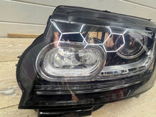 Laden Sie das Bild in den Galerie-Viewer, Frontscheinwerfer Peugeot 5008 9836230180 9836230280 Full LED Rechts oder Links SCH8659988213pr