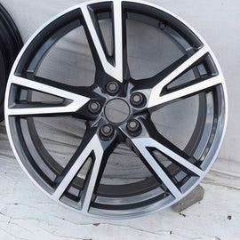 1x Alufelge 19 Zoll 8.0
