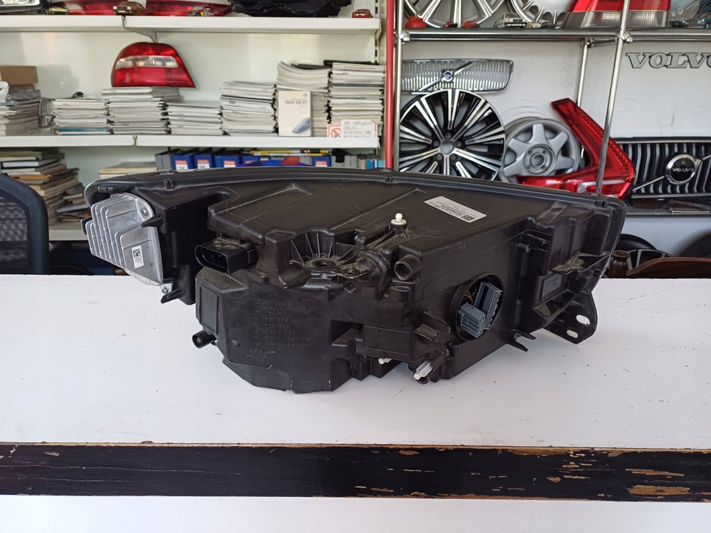 Frontscheinwerfer Volvo Xc40 32342524 LED Links Scheinwerfer Headlight SCH8973009923dl