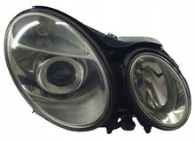 Laden Sie das Bild in den Galerie-Viewer, Frontscheinwerfer Mercedes-Benz W211 50F00827900 A0028202426 Xenon Rechts SCH6178480728on