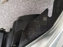 Laden Sie das Bild in den Galerie-Viewer, Frontscheinwerfer Toyota Avensis Links Scheinwerfer Headlight SCH8593682804rp