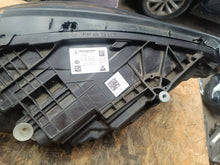 Laden Sie das Bild in den Galerie-Viewer, Frontscheinwerfer Mercedes-Benz W177 A1779062106 Full LED Links Headlight SCH8492195832qr