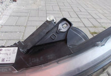 Laden Sie das Bild in den Galerie-Viewer, Frontscheinwerfer Mercedes-Benz Vito W447 A4479067700 Links Headlight SCH5087508894gf