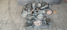 Laden Sie das Bild in den Galerie-Viewer, Motor Audi VW A6 C6 Quattro ASB - 3.0 TDI 233PS 171kW Benzin Engine Unkomplett