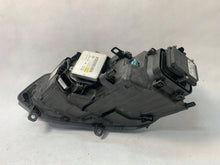 Load image into Gallery viewer, Frontscheinwerfer VW Touareg 7P1941752 Rechts Scheinwerfer Headlight SCH4434335206ta