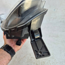 Load image into Gallery viewer, Frontscheinwerfer Dacia Spring 266052417R Links Scheinwerfer Headlight