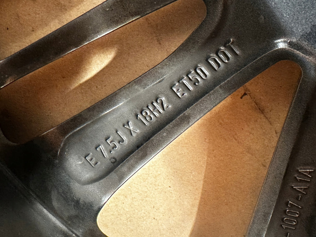 1x Alufelge 18 Zoll 7.5" 5x108 50ET LV4J-1007-A1A Ford Kuga Rim Wheel FEL7355243841dy