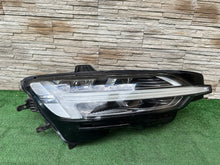 Load image into Gallery viewer, Frontscheinwerfer Volvo S60 V60 32347005 Rechts Scheinwerfer Headlight SCH6165522383op