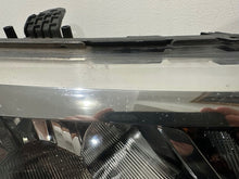 Laden Sie das Bild in den Galerie-Viewer, Frontscheinwerfer Dacia Sandero II 260103529R LED Rechts Scheinwerfer Headlight SCH1789867987lz