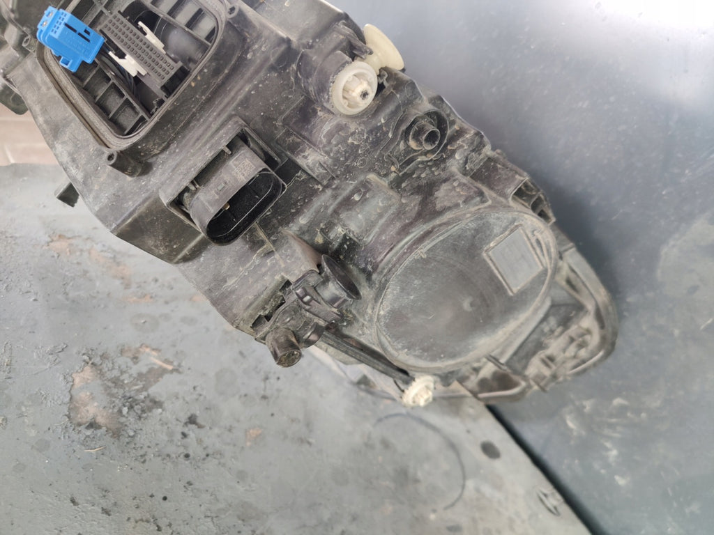 Frontscheinwerfer Mercedes-Benz Cla A1189067001 Rechts Scheinwerfer Headlight SCH4558470020zp