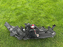 Load image into Gallery viewer, Frontscheinwerfer Mitsubishi Eclipse Cross I 8301D185 LED Rechts oder Links